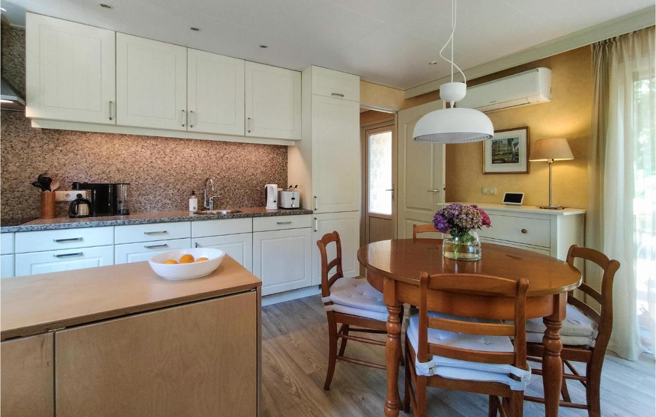 Cozy Home In Vorden With Kitchen Zewnętrze zdjęcie
